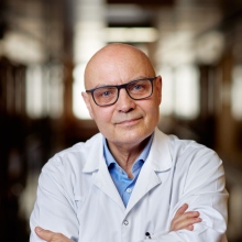 Powiększ obraz: Mariusz Bidziński, ginekolog onkologiczny Warszawa