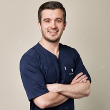 Powiększ obraz: Maciej Walski, stomatolog Kraków