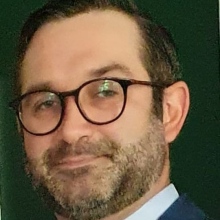 Powiększ obraz: Łukasz Różański, chirurg dziecięcy Konin