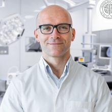 Powiększ obraz: Mateusz Głód, chirurg Wrocław