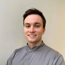 Powiększ obraz: Konrad Kuśmierek, stomatolog Wrocław