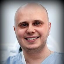 Powiększ obraz: Adrian Borawski, stomatolog Szczecin