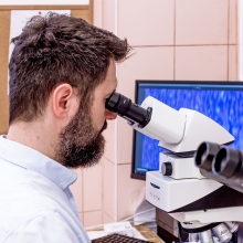 Powiększ obraz: Łukasz Fuławka, patomorfolog Wrocław