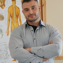 Powiększ obraz: Jakub Dąbek, fizjoterapeuta Warszawa