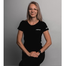 Powiększ obraz: Katarzyna Pikos-Weihs, fizjoterapeuta Opole