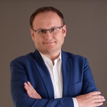 Powiększ obraz: Paweł Pawełczak, psychiatra Pruszków