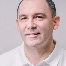 Powiększ obraz: Iurii Kosoverov, stomatolog Warszawa