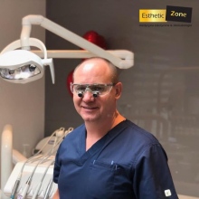 Powiększ obraz: Jacek Kimel, stomatolog Częstochowa