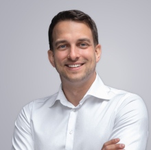 Powiększ obraz: Jakub Stefaniak, ortopeda Wrocław