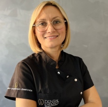 Powiększ obraz: Karolina Strobel-Bednarska, stomatolog Gdańsk