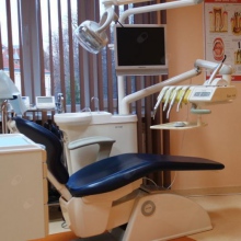 Powiększ obraz: Adam Jaworski, stomatolog Łańcut