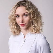 Powiększ obraz: Aleksandra Piestrak, lekarz wykonujący zabiegi medycyny estetycznej Wrocław