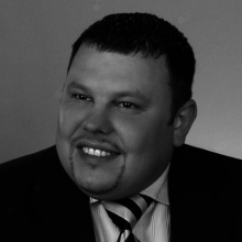 Powiększ obraz: Mariusz Serwin, chirurg Kielce