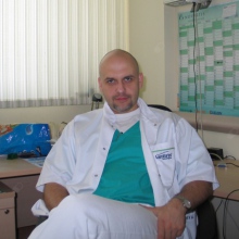 Powiększ obraz: Tomasz Grędziński, neurolog Ełk