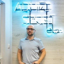 Powiększ obraz: Adam Kuszelewicz, fizjoterapeuta Łódź