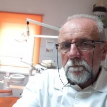 Powiększ obraz: Zdzisław Kowal, stomatolog Kamienna Góra