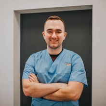 Powiększ obraz: Dawid Maciak, urolog Bolesławiec