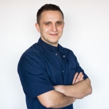 Powiększ obraz: Tomasz Cwynar, ortopeda Jelenia Góra