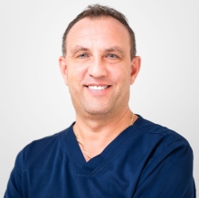 Powiększ obraz: Paweł Kudlik, ortodonta Czechówka