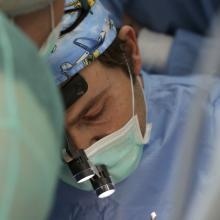 Powiększ obraz: Michał Sypień, stomatolog Bielsko-Biała