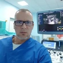 Powiększ obraz: Jacek Krzymiński, radiolog Puck