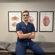 Powiększ obraz: Mateusz Konsewicz, fizjoterapeuta Wrocław