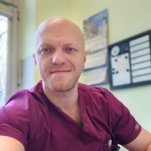 Powiększ obraz: Gentian Isaku, stomatolog Wrocław