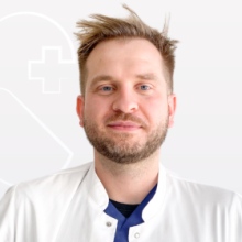 Powiększ obraz: Konrad Kubicki, neurochirurg Wrocław