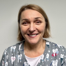 Powiększ obraz: Iwona Bzdęga, stomatolog Warszawa