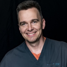 Powiększ obraz: Bartosz Cieślik-Wolski, chirurg Łódź