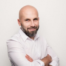 Powiększ obraz: Piotr Klimczak, ginekolog Opole