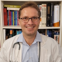 Powiększ obraz: Marcin Jarek, internista Warszawa