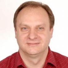 Powiększ obraz: Stanisław Piłkowski, kardiolog Warszawa