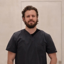 Powiększ obraz: Maksym Kot, stomatolog Wrocław