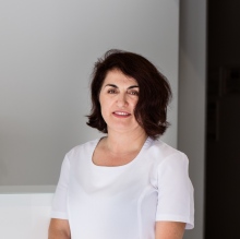 Powiększ obraz: Krasimira Czarijska-Kurnicka, stomatolog Raszyn