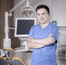 Powiększ obraz: Maciej Przeniosło, stomatolog Gdańsk