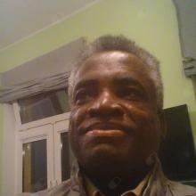 Powiększ obraz: Moses Nande, ginekolog Pelplin