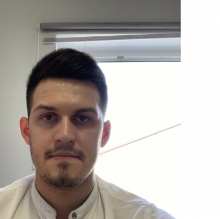 Powiększ obraz: Błażej Chałupniczak, fizjoterapeuta Odolanów