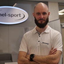 Powiększ obraz: Tomasz Sienicki, fizjoterapeuta Łódź