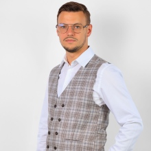 Powiększ obraz: Paweł Kołeczek, optometrysta Mielec