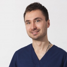 Powiększ obraz: Daniel Flisowski, stomatolog Warszawa