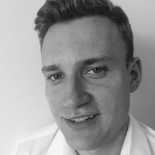 Powiększ obraz: Arkadiusz Komorowski, fizjoterapeuta Warszawa