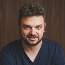 Powiększ obraz: Rafał Mazurek, ginekolog Poznań