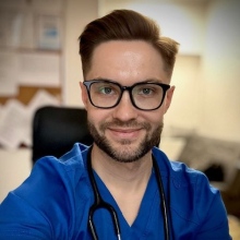 Powiększ obraz: Patryk Szklarz, kardiolog Tychy