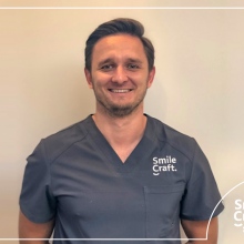 Powiększ obraz: Tomasz Konecki, stomatolog Grodzisk Mazowiecki