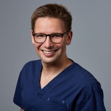 Powiększ obraz: Michał Grąt, chirurg Warszawa