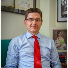 Powiększ obraz: Andrzej Komorowski, chirurg Kraków