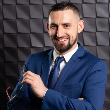 Powiększ obraz: Maksym Własny, ortopeda Warszawa