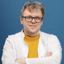 Powiększ obraz: Piotr Ławniczak, chirurg naczyniowy Łódź