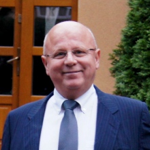 Powiększ obraz: Piotr Gietka, reumatolog Warszawa